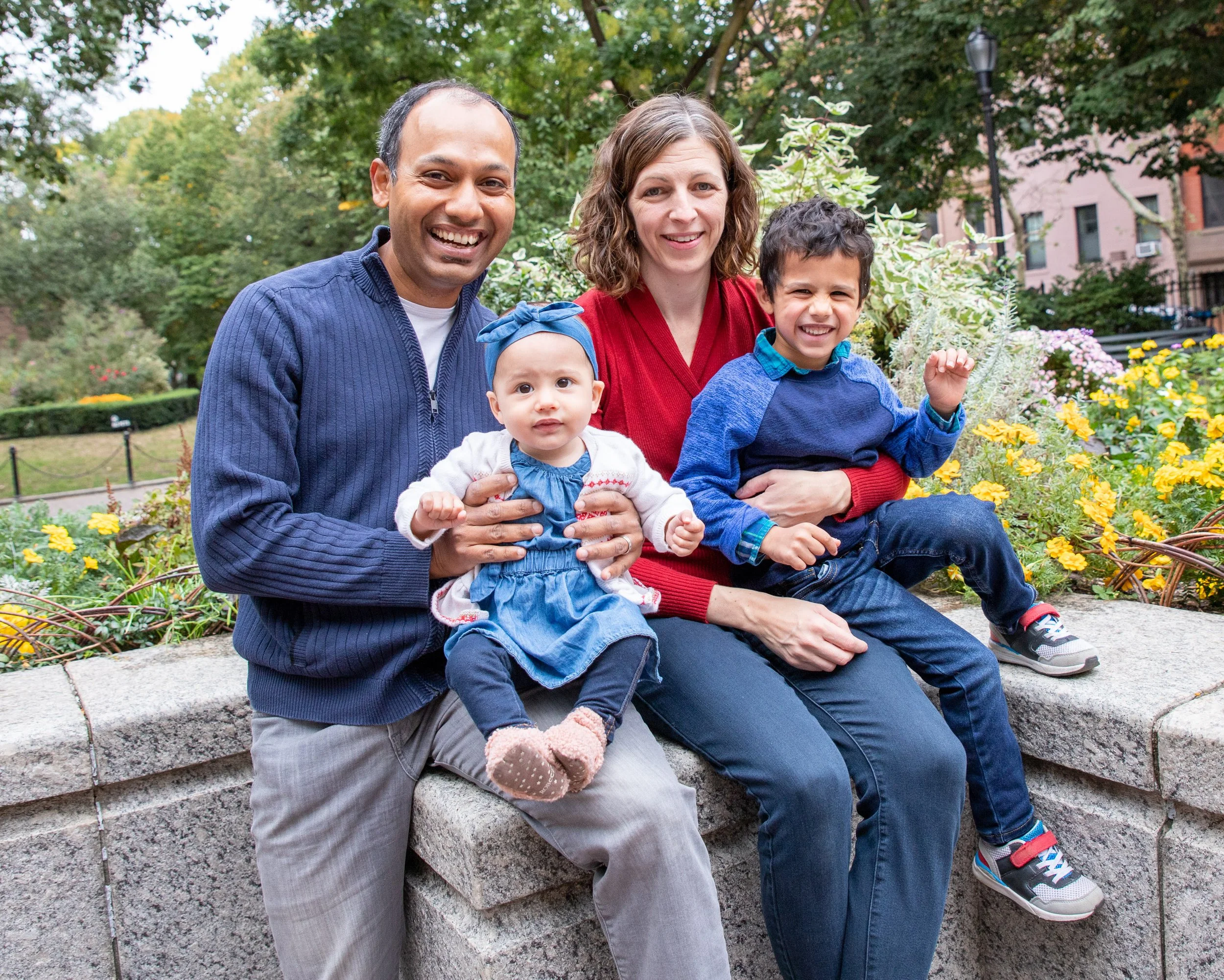 Linnell Bose Family for web-2.jpg